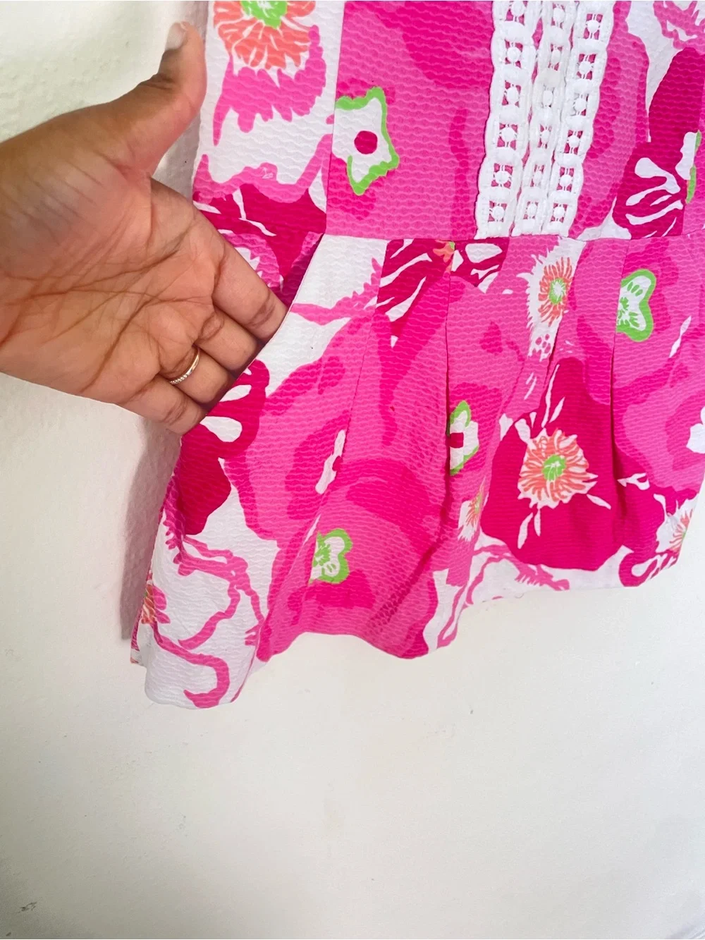 Lilly Pulitzer Girls Pink Floral Shift Dress Lace Trim Drop Waist Pockets 10 - Picture 3 of 12